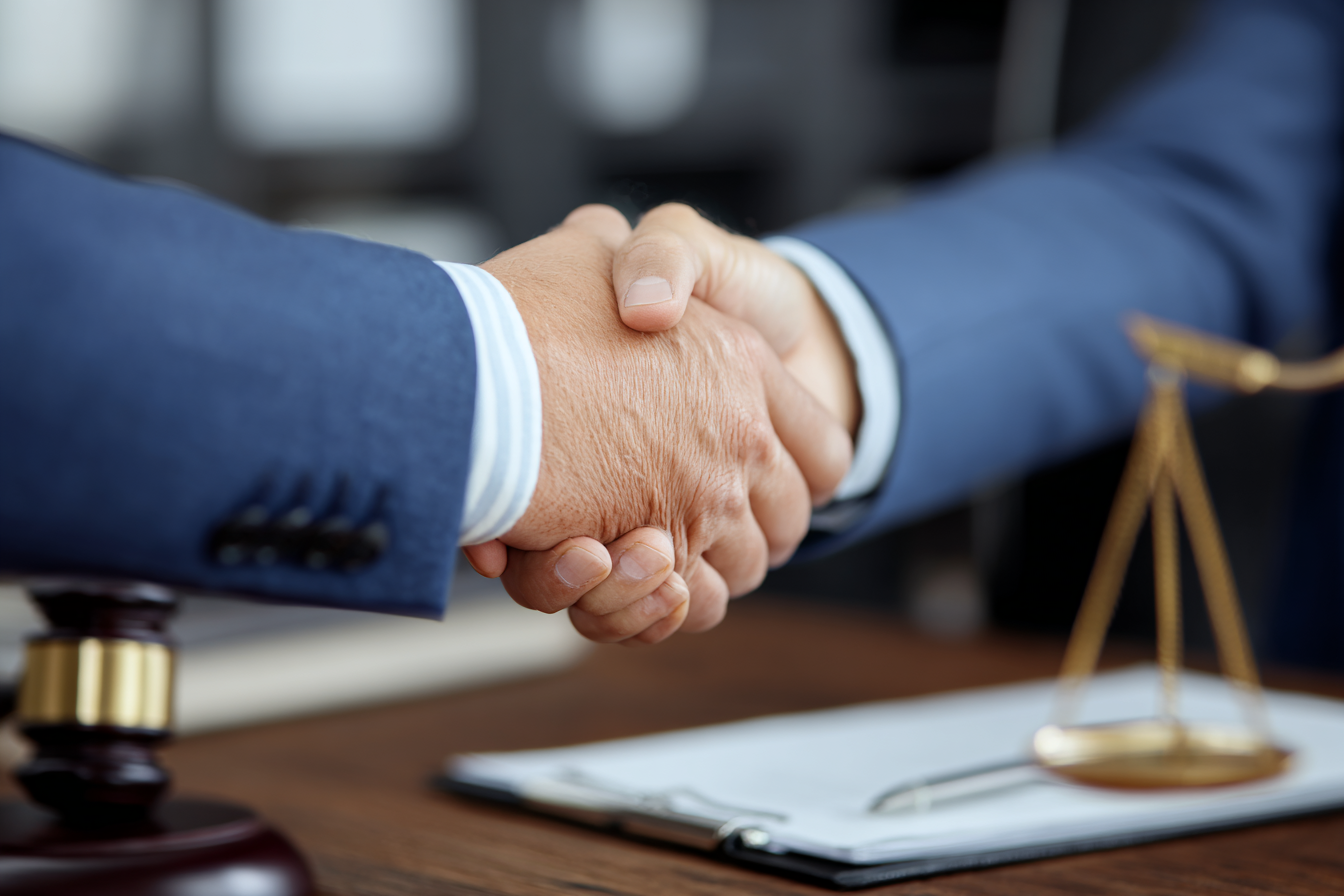 What You Should Know Before Hiring a Lawyer